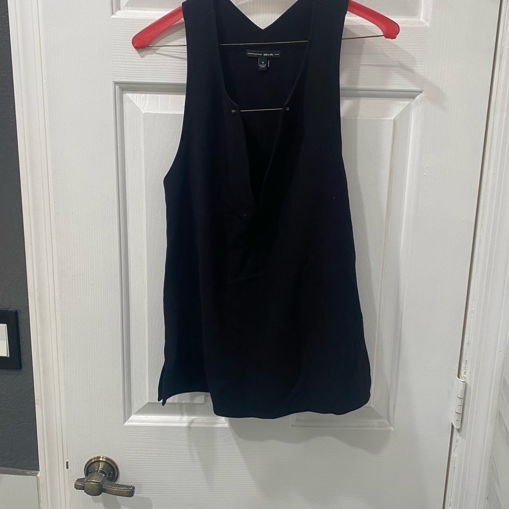 Dolce Vita Black Sleeveless Top